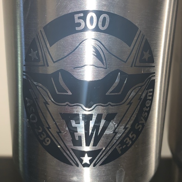 ASQ-239 F-35 System Insulated Drink Containers. Set of 2 - Picture 2 of 9